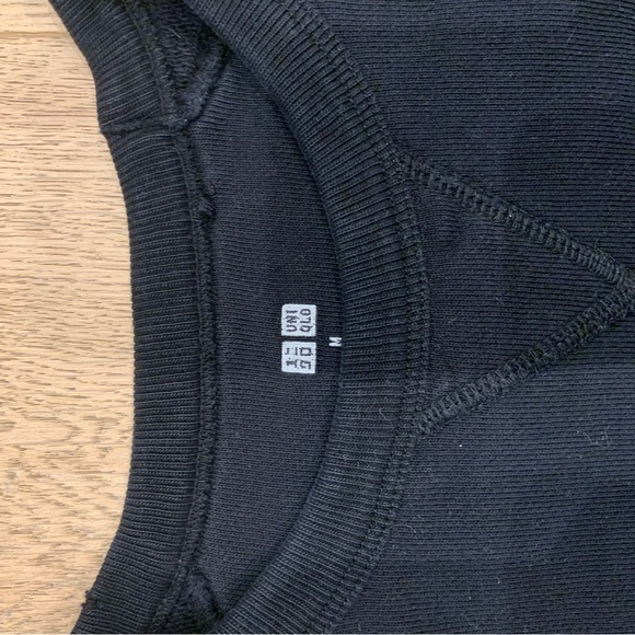 COPY - Uniqlo Men’s Crewneck - Picture 4 of 4